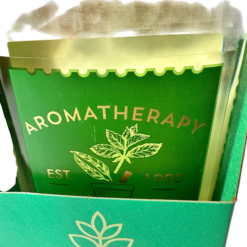 Bath & Body Works Aromatherapy Eucalyptus Spearmint Just Relax 2 Pc Gift Set - Picture 7 of 11